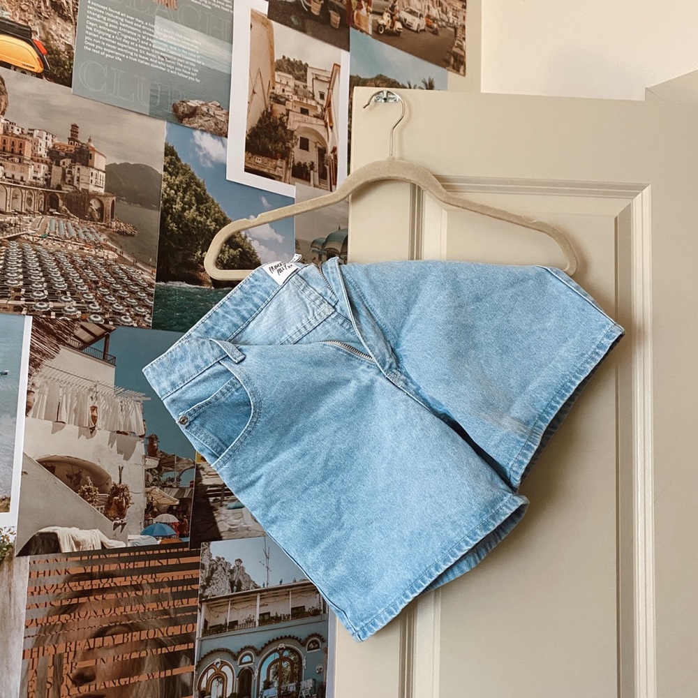 Princess Polly mom shorts